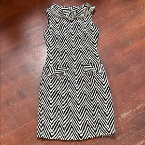 Muse Black and White Chevron Midi Dress